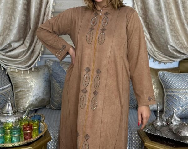 Jellaba marocaine en daim perlée à la Main