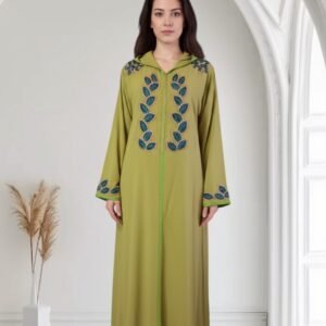 Jellaba marocaine, Djellaba en crêpe de soie perlée, Robe longue avec capuche