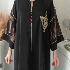 Gandoura Marocaine en Crêpe de Soie – Caftan Long à Manches Tlija Brodées