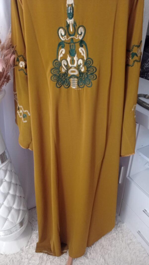 Caftan marocain Vert Olive,Robe longue en Crêpe de Soie – Image 5
