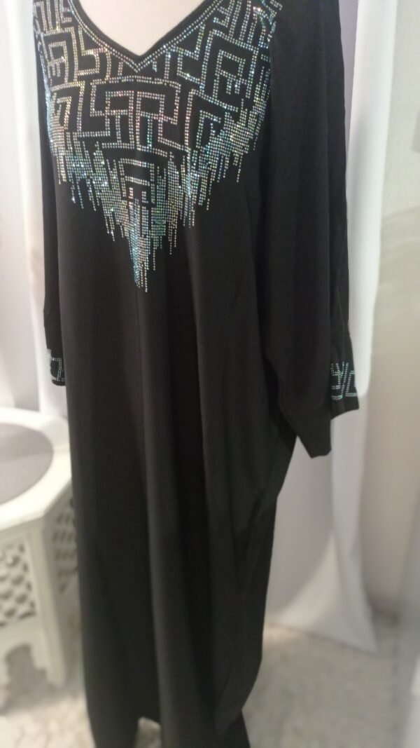 Gandoura marocaine en crêpe de soie ,Robe longue ornée de strass – Image 4