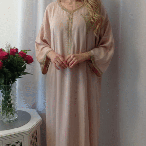 Caftan brodée khanjar, gandoura en crêpe de soie rayée