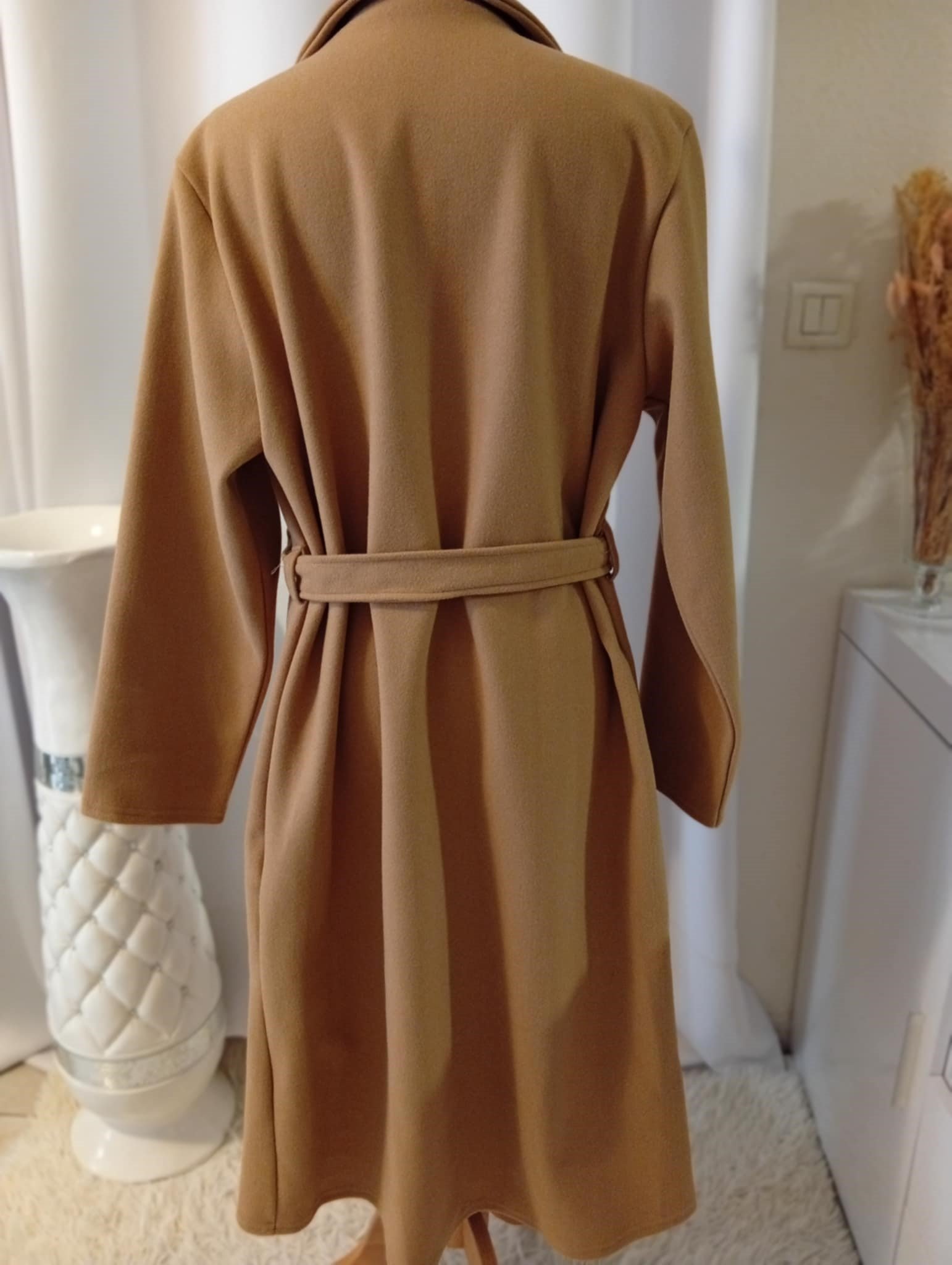 Manteau Long Ceinturé en Laine – Taille Unique (36 à 42) – Image 4