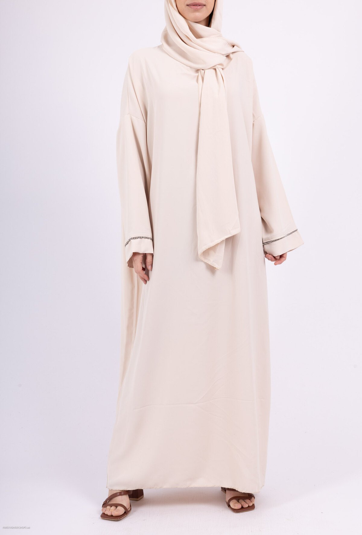 Abaya beige-Voile intégré Femme – Robe de Prière en Soie de Médine – Image 2
