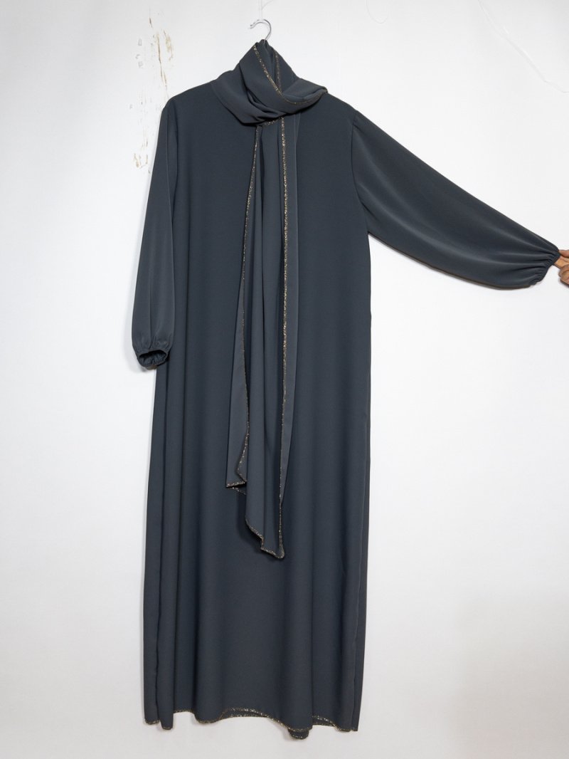 Abaya avec Voile Intégré Femme en soie de Médine - Gris foncé – Image 2