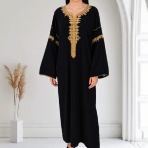 Gandoura marocaine, Caftan noir brodé en crêpe de soie